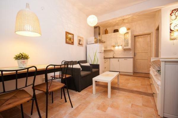 Apartments Mediteranea Baška Εξωτερικό φωτογραφία
